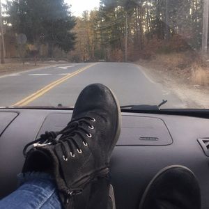 Meet your Posher, Leah